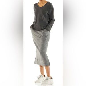 Icebreaker Women’s Real Fleece Merino Wool Midi Skirt Sz S Gray Slits Pockets